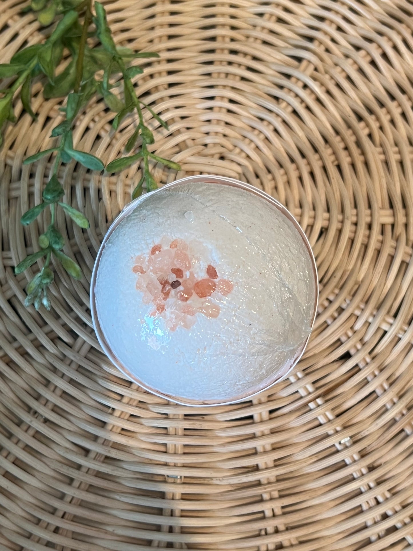 Eucalyptus & Himalayan Salt Bath Bomb